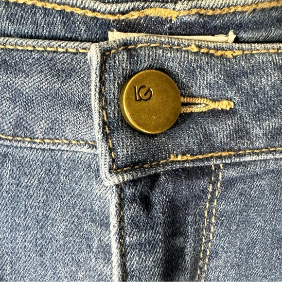 2/$35 LOGO Lori Goldstein 5-Pocket Denim Bermuda Shorts - Picture 2 of 8